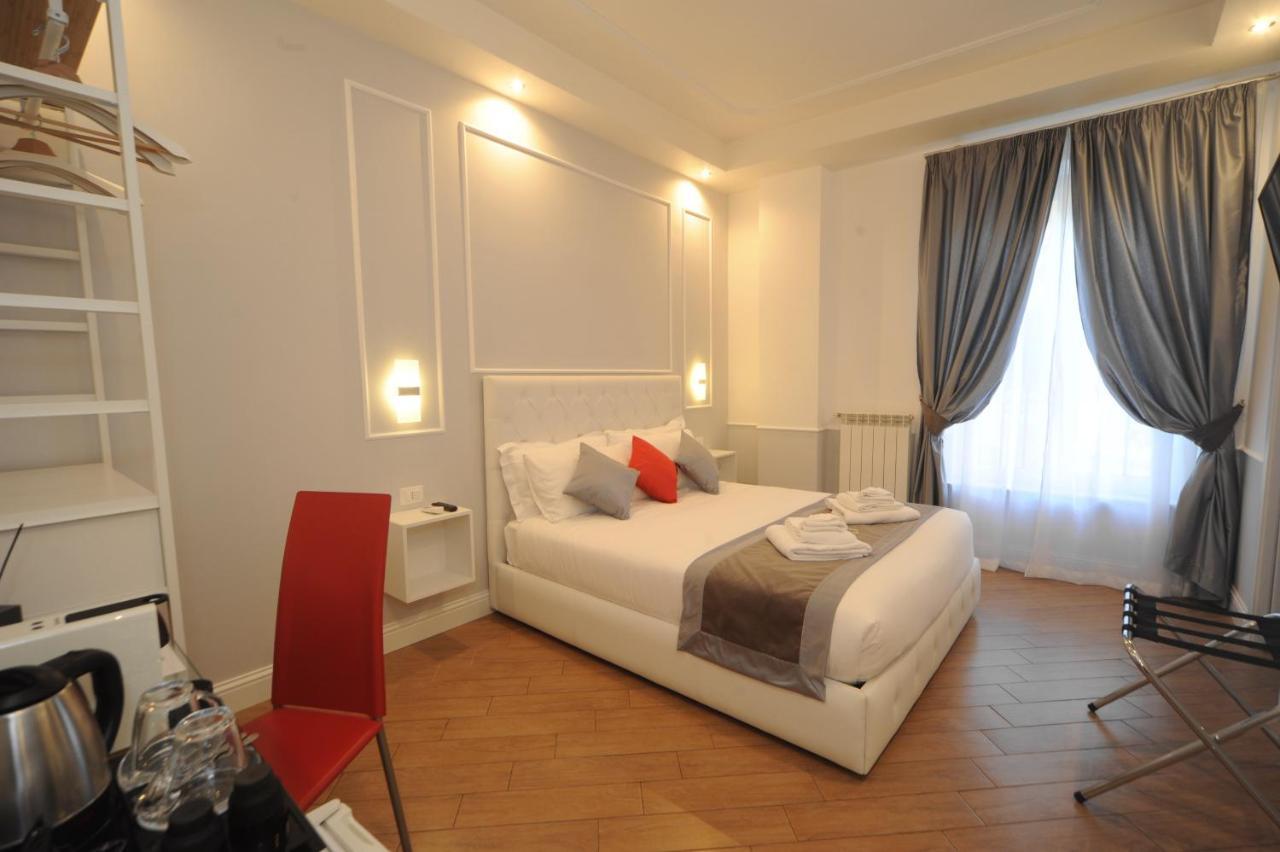 My Suites Piazza Di Spagna Rome Bagian luar foto