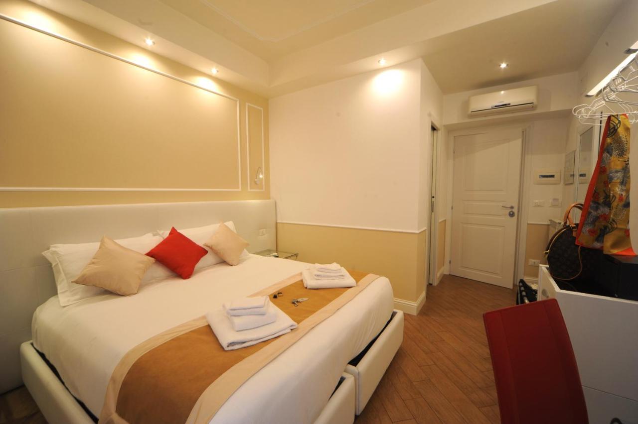 My Suites Piazza Di Spagna Rome Bagian luar foto
